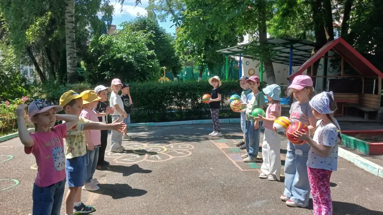 ☀️ Лето в самом разгаре, а значит, время веселых приключений!

Ребята из группы «Росток» точно знают