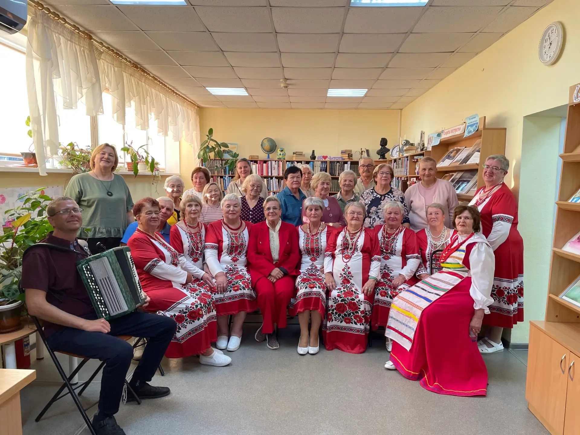 🍁 Сентябрь в «Семейном центре»— выбирайте занятие по душе!