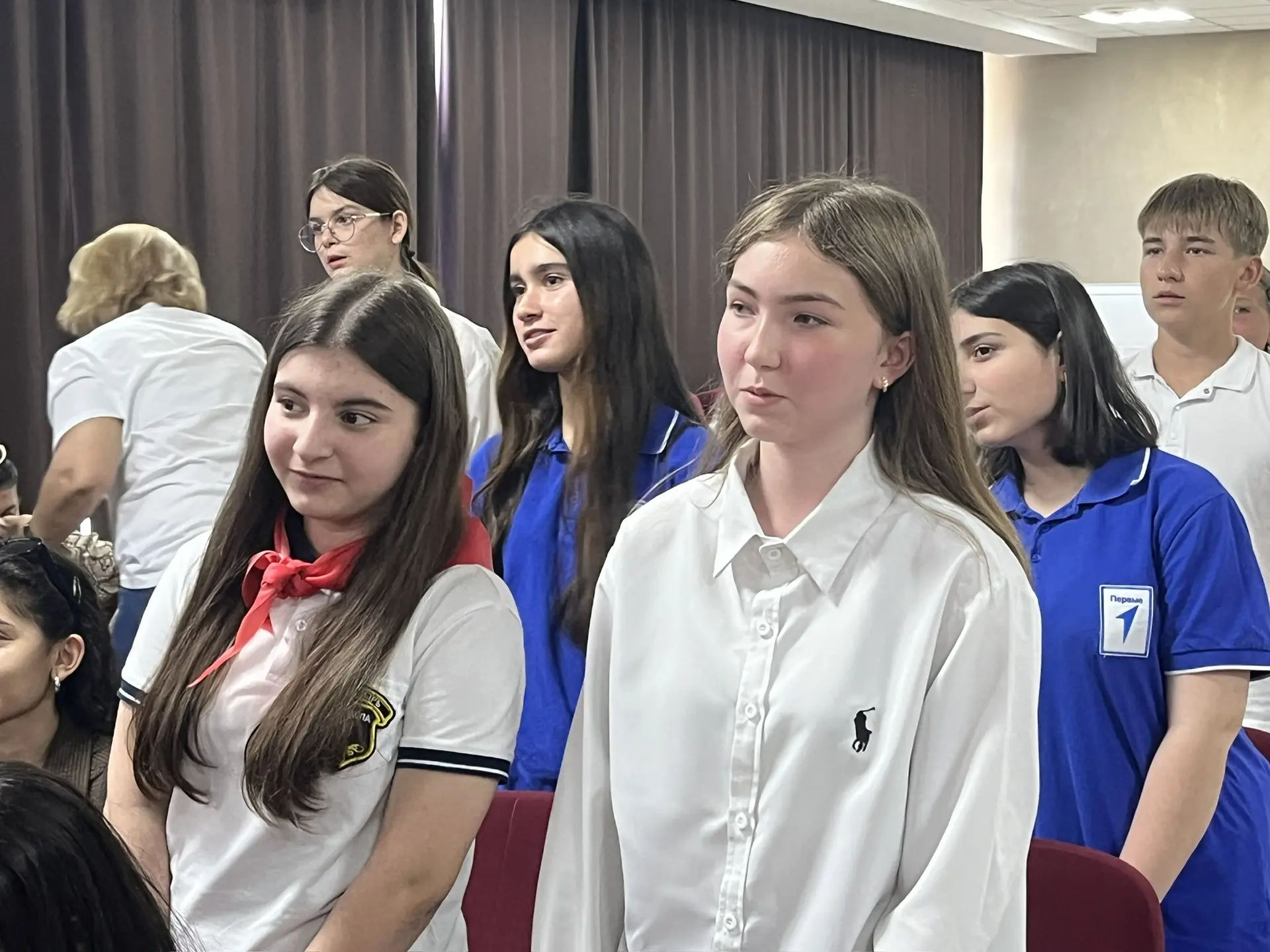 📌3 июня в Крымском доме культуры состоялась традиционная встреча активистов «Движения Первых».

 Эт