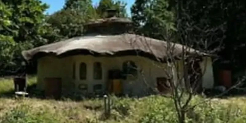 Не реклама, просто как факт.

Рынок недвижимости Краснодарского края умеет удивлять. Даже если вы ле