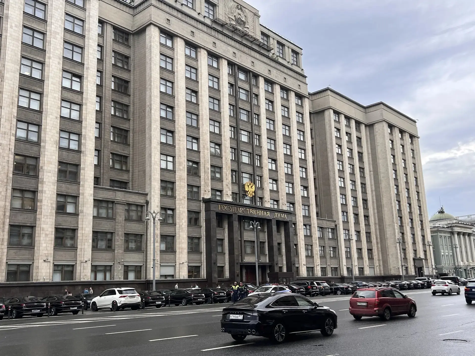 В Госдуме распределили обязанности между заместителями председателя
