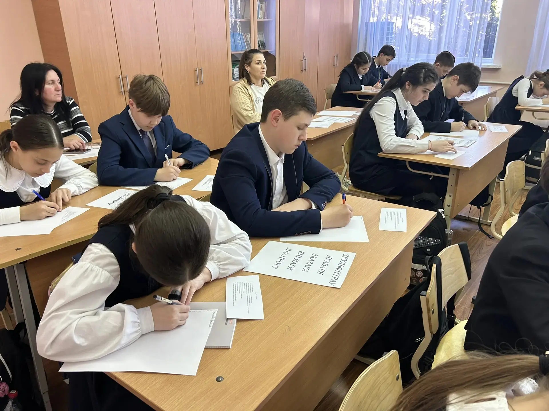 🌟 В 5 г классе прошёл открытый классный час на тему "Здоровый образ жизни"! 🍏💪  Прослушали  замечате