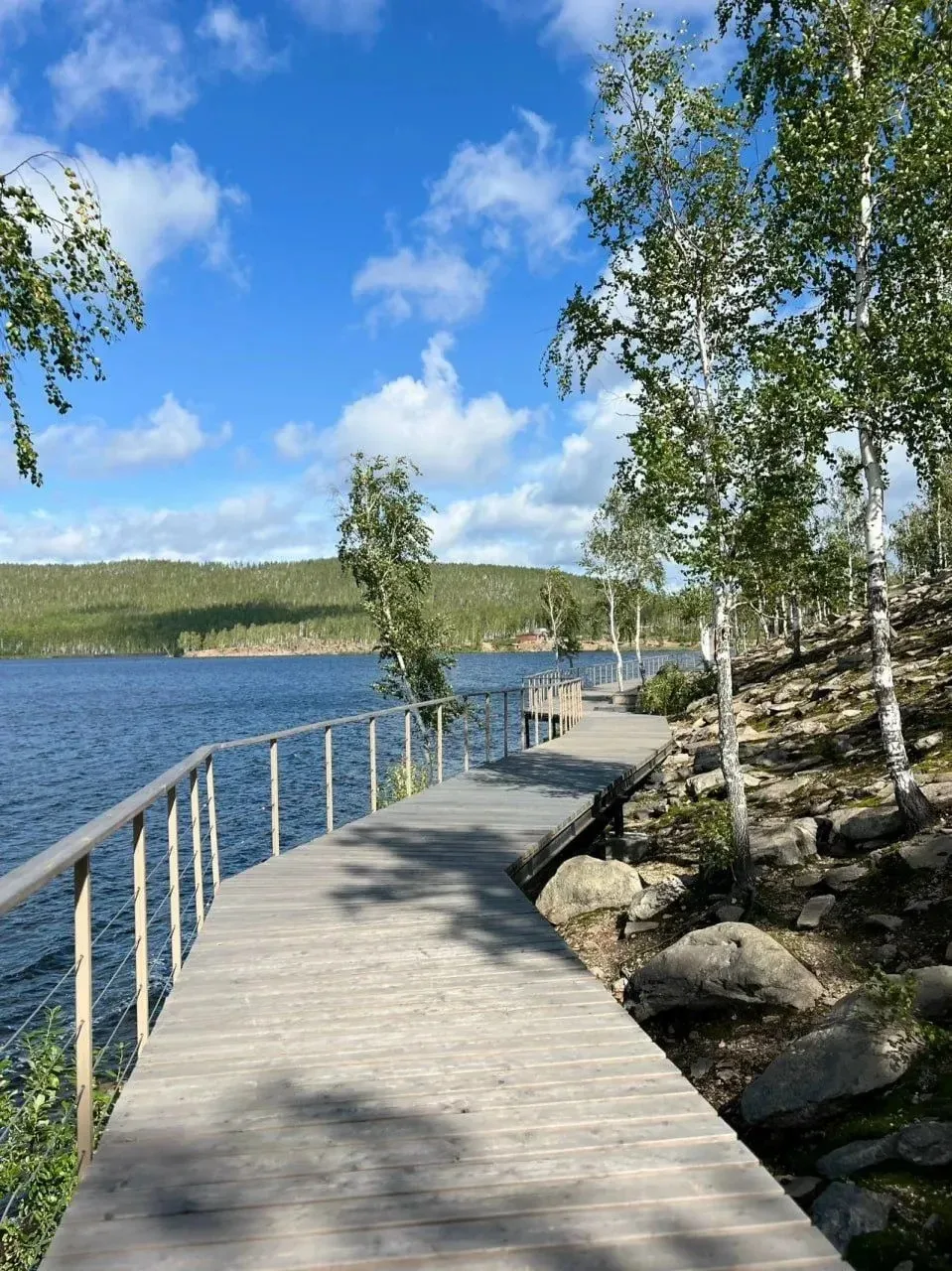🌊 Озеро Серебры, Карабашский городской округ
Челябинская область

📌 Это небольшое проточное озеро 