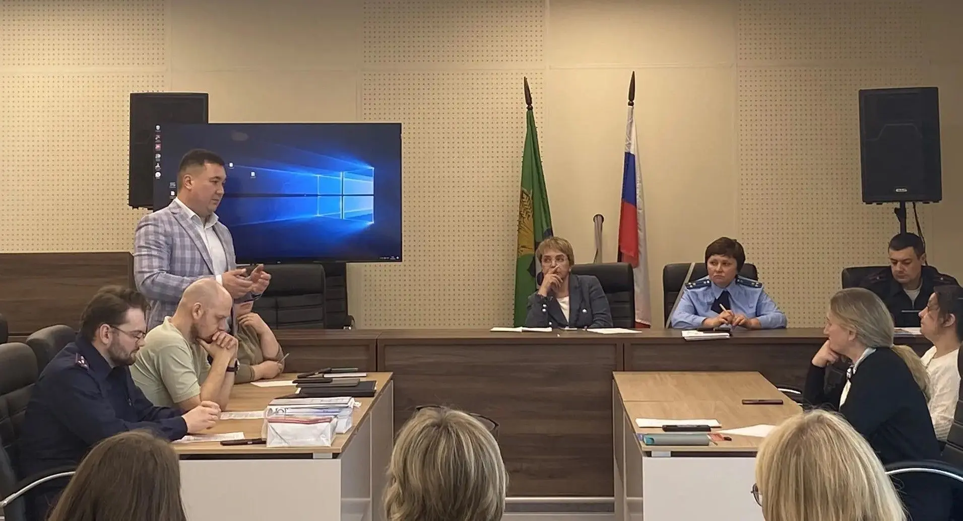 Летние каникулы для школьников наступили. Впереди тепло, свобода от домашних заданий и ...