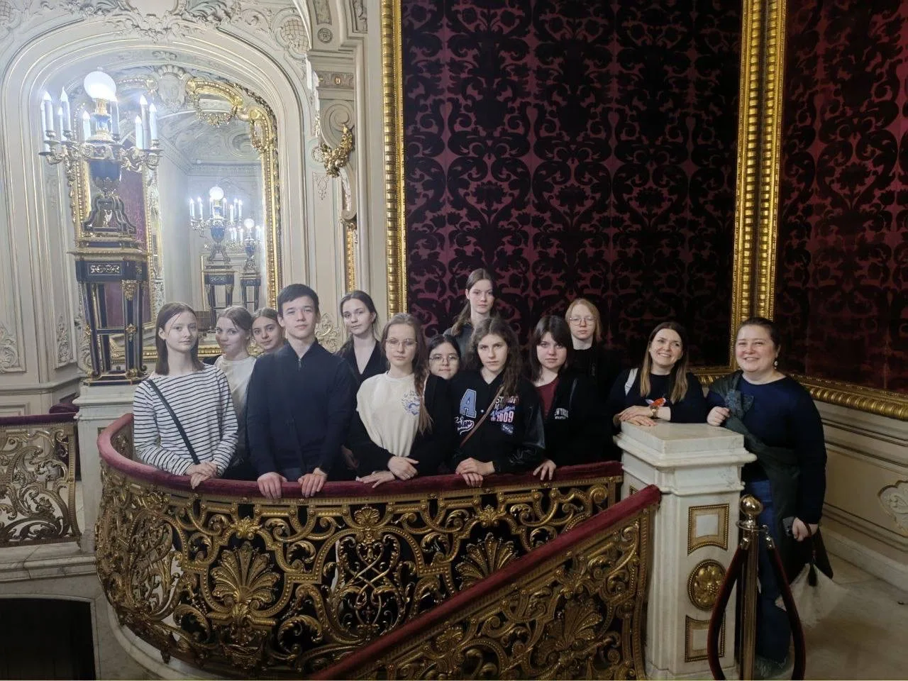 Три счастливых дня: 8 «Е» побывал в Санкт-Петербурге   ❤️ Музеи, квесты, дворцы, уникальная атмосфер