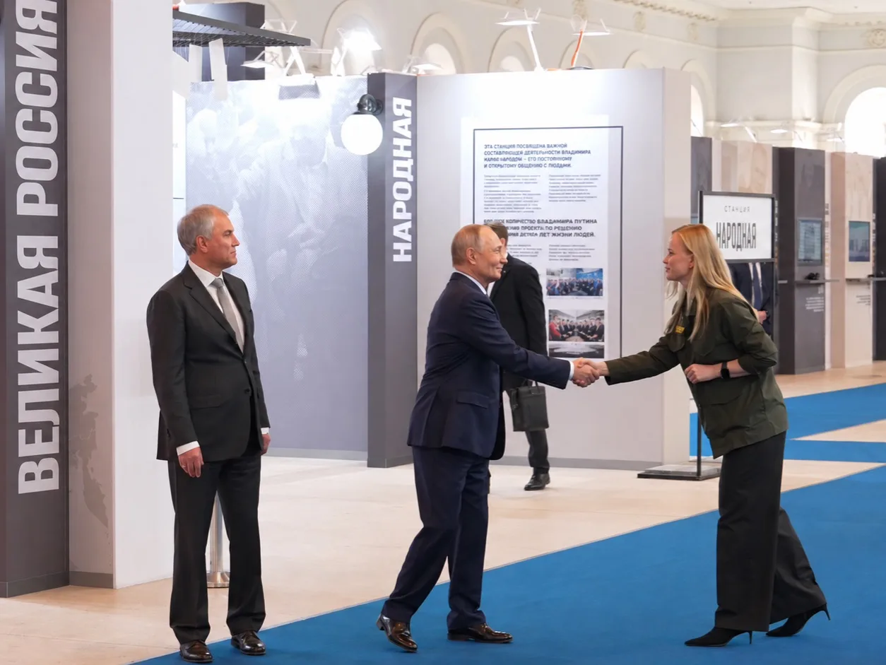 Сегодня день рождения у нашего Президента — Владимира Владимировича Путина