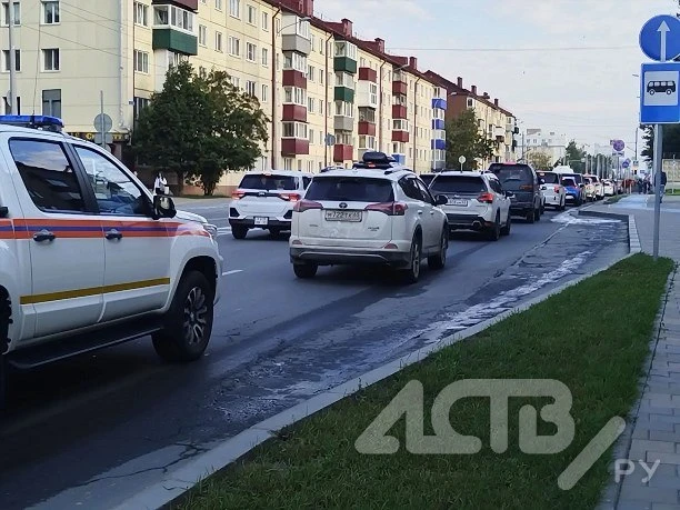❗️Гигантская пробка образовалась в Южно-Сахалинске из-за парада