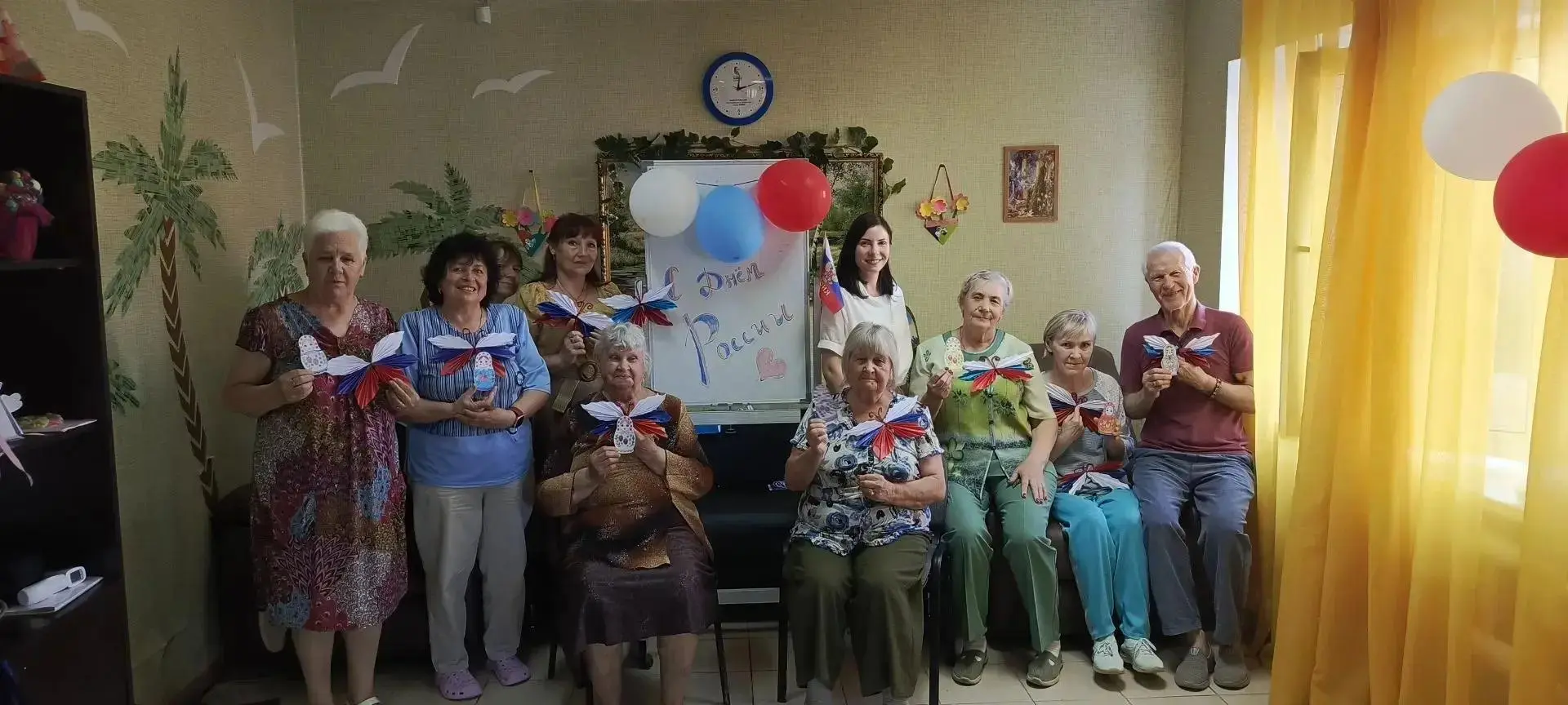 Праздник единения и любви к Родине🇷🇺

10.06.2026 в отделении дневного пребывания граждан пожилого 