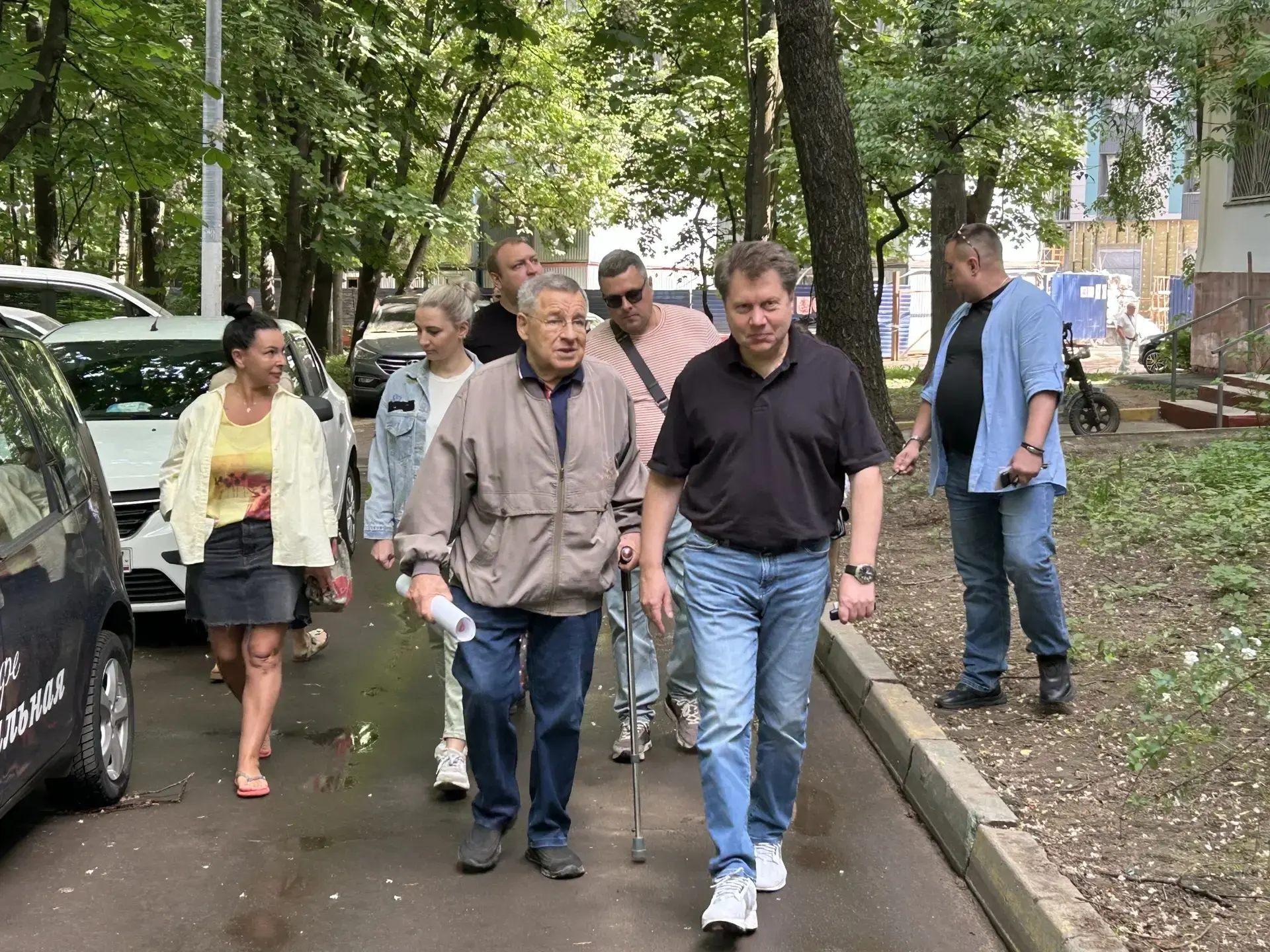 Сегодня состоялся обход главы управы Николая Кужелева, совместно с муниципальным депута...