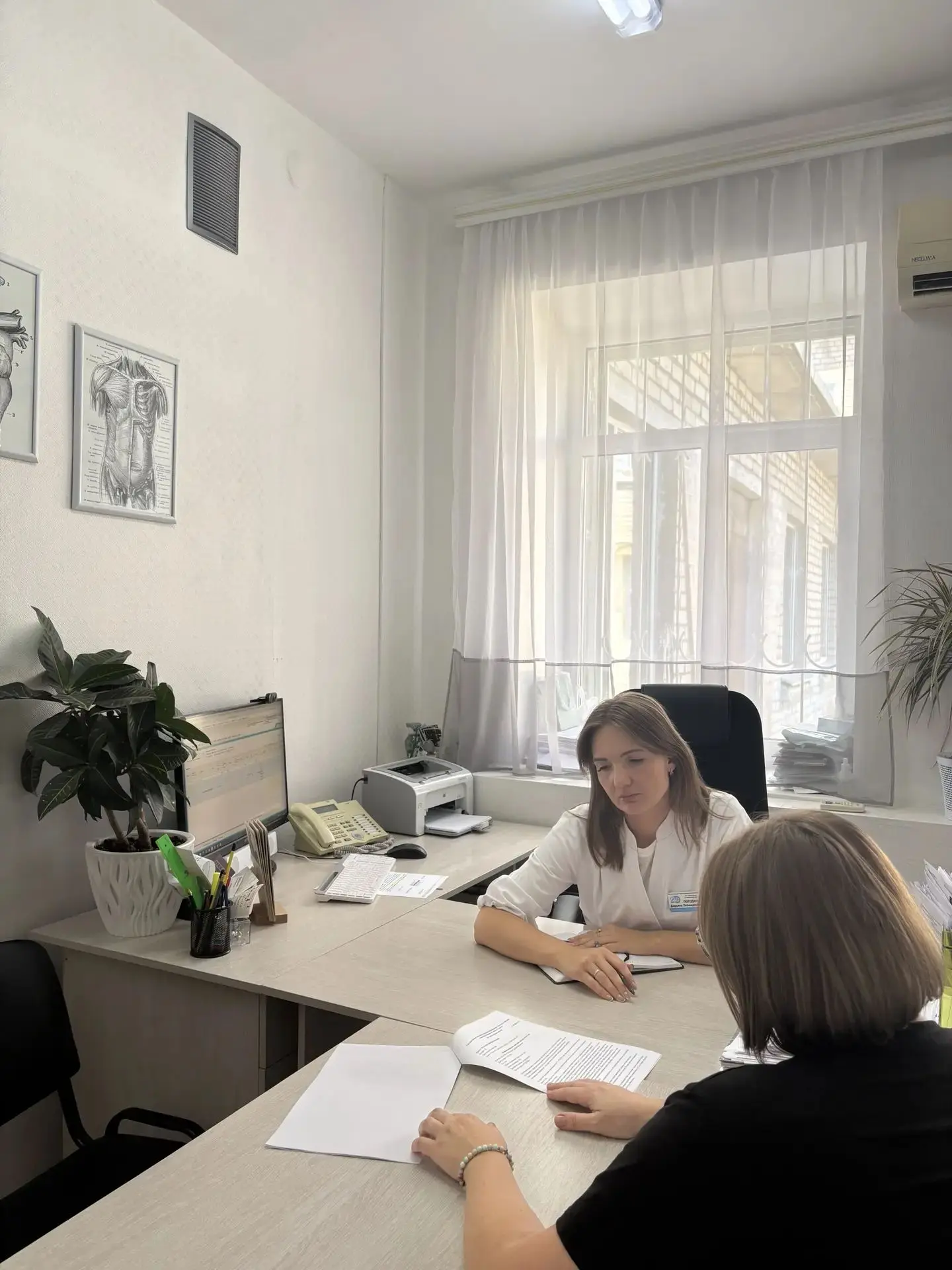 В рамках общеобластного дня приема граждан заместитель главного врача по медицинской ча...