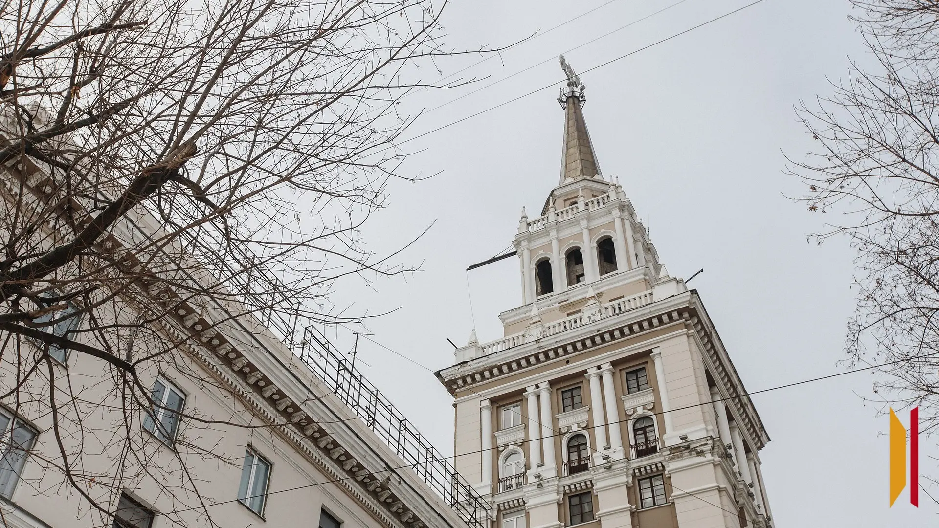 Дому с башней на улице Кольцовской возвращают исторический вид