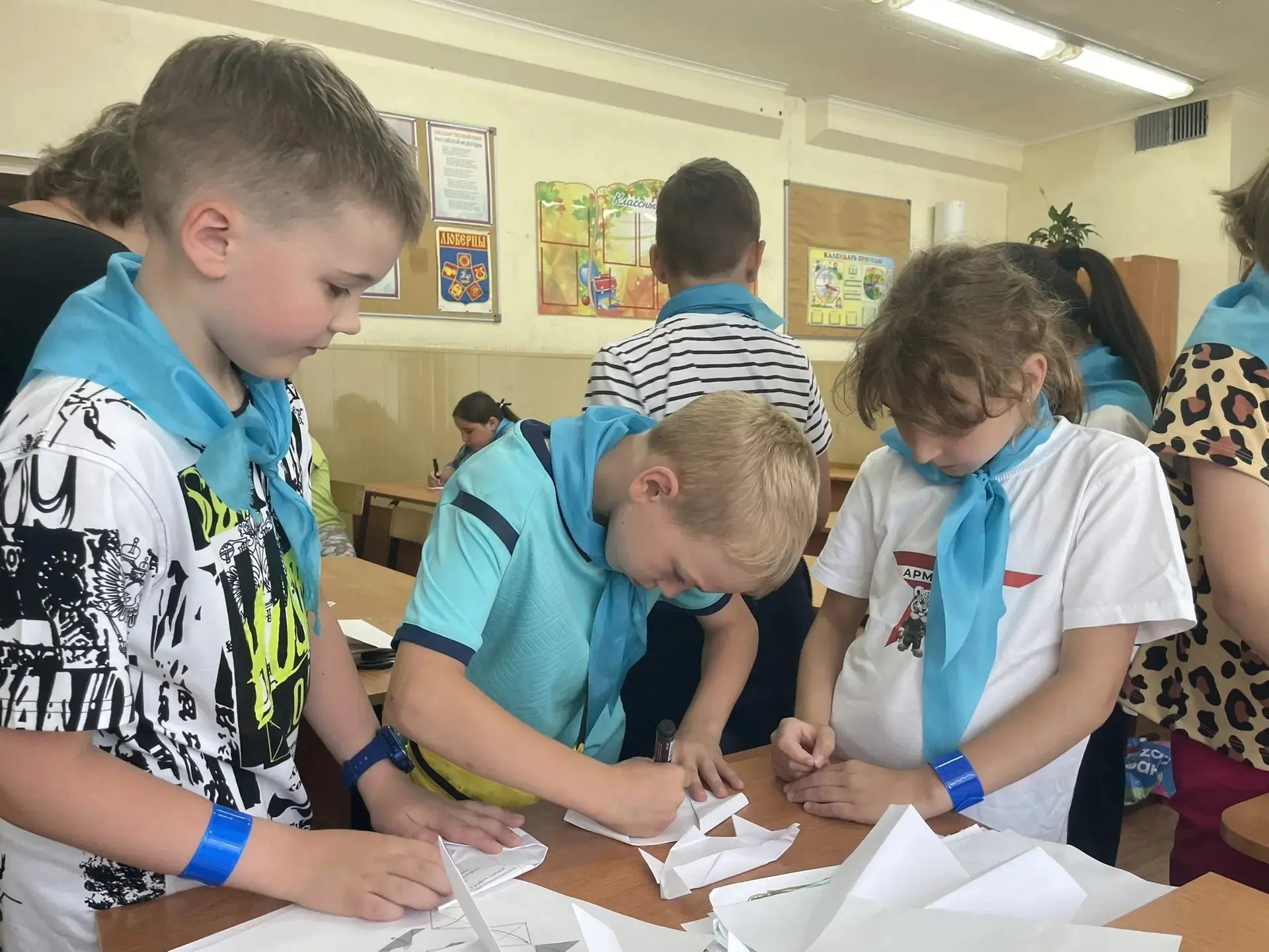 Дневник #ШкольныйЛагерь 

В нашем школьном лагере "Карусель" прошёл тематический день, посвящённый Д