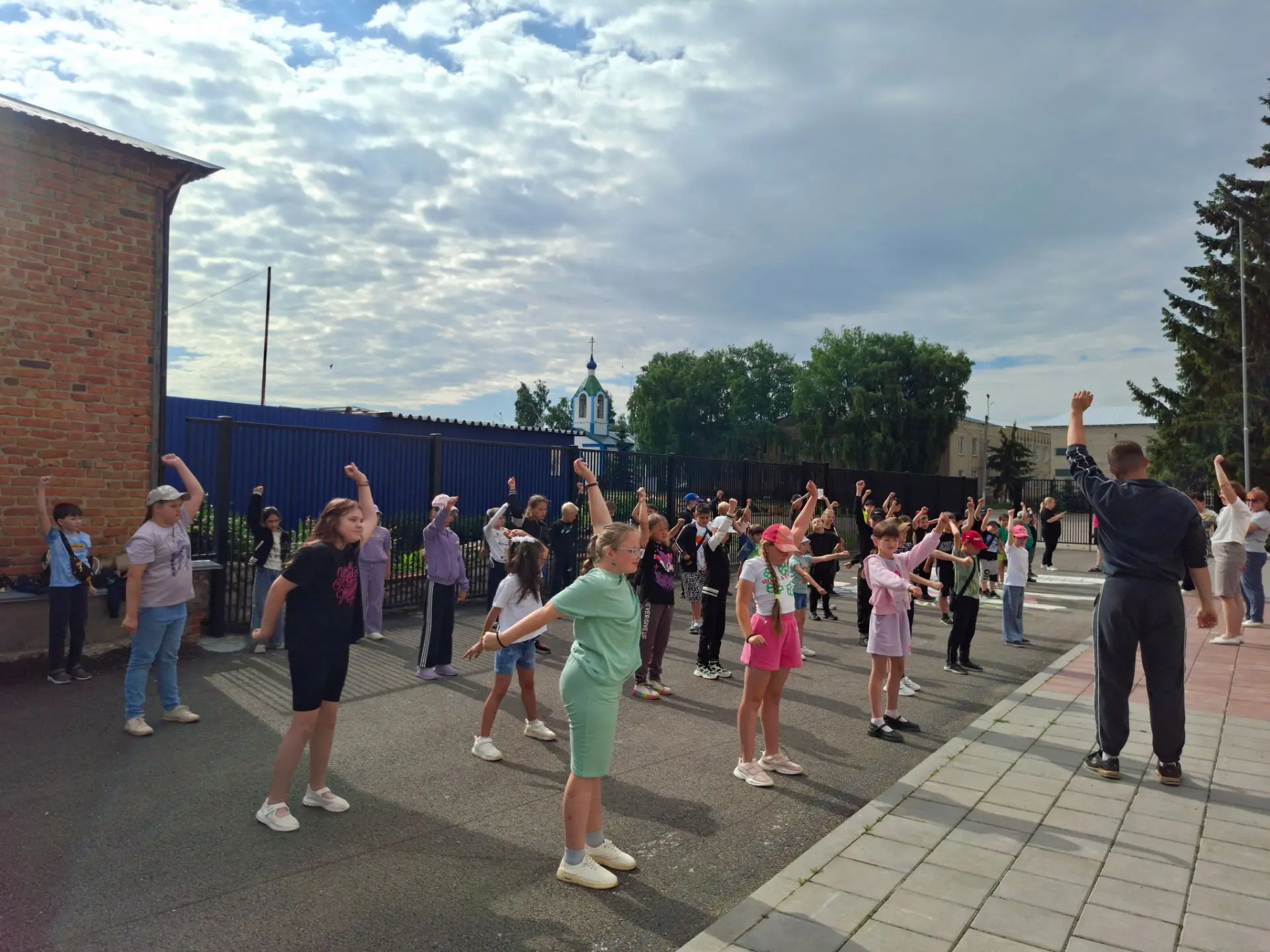 ☀️ День 1️⃣4️⃣ в пришкольном лагере «СОЛНЫШКО» ☀️

💯 18 июня выдался в «СОЛНЫШКЕ» насыщенным и разн
