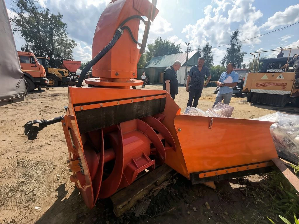 В Петровск пришла новая техника для уборки улиц

На базу МБУ «Благоустройство» прибыл шнекороторный 
