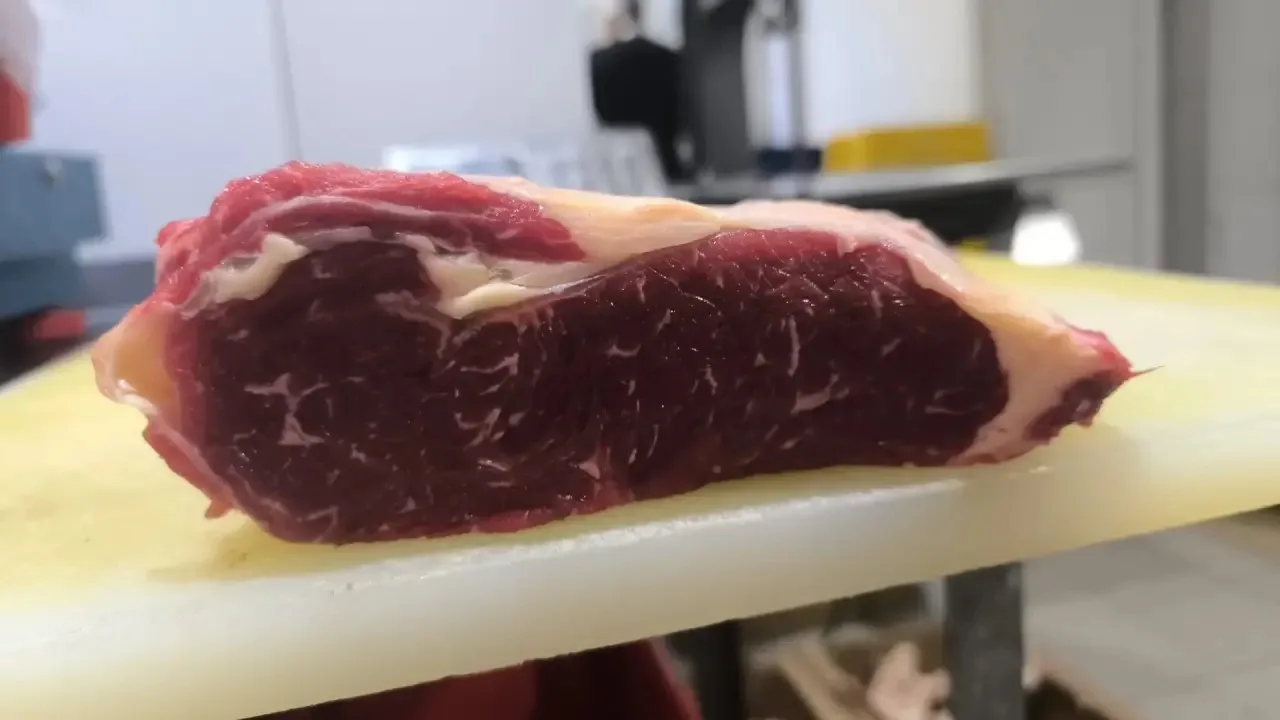 🥩 СТРИПЛОЙН — КЛАССИКА ДЛЯ НАСТОЯЩИХ ЦЕНИТЕЛЕЙ МЯСА