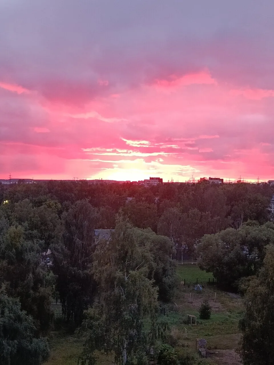 Колпино умеет удивлять закатами