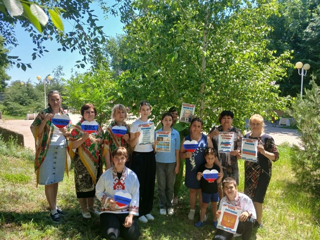 В преддверии Дня России в нашей школе прошёл цикл патриотических мероприятий, призванных познакомить