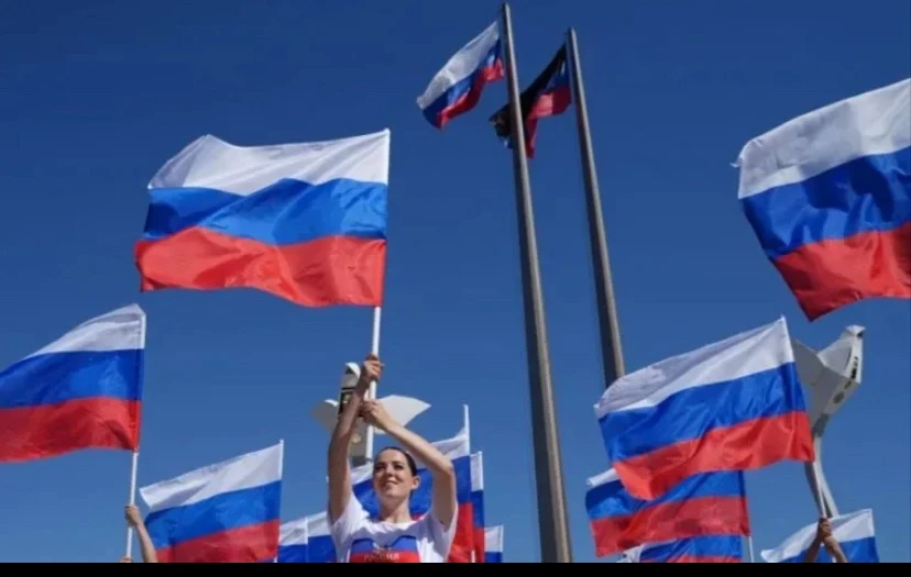 🇷🇺 Сегодня в нашей стране отмечается День Государственного флага Российской Федерации...