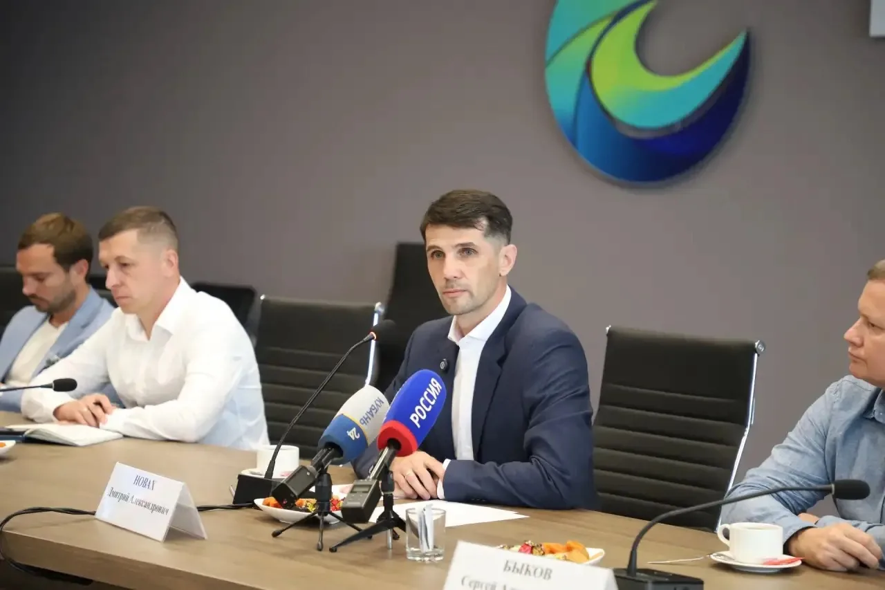 🥊Министр спорта Кубани Дмитрий Александрович Новах встретился с ветеранами бокса и вру...