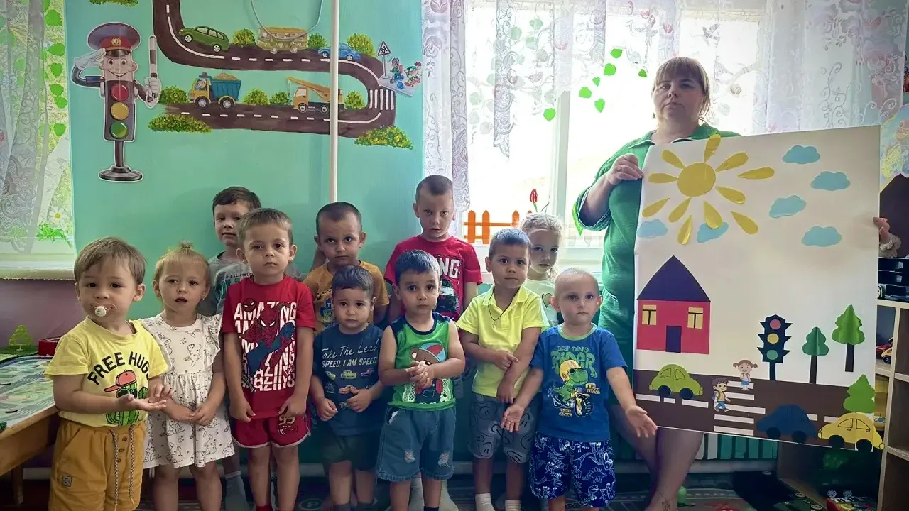 День ГИБДД — профессиональный праздник сотрудников Госавтоинспекции. 👮🏻‍♀️
В группе "Почемучки" пр