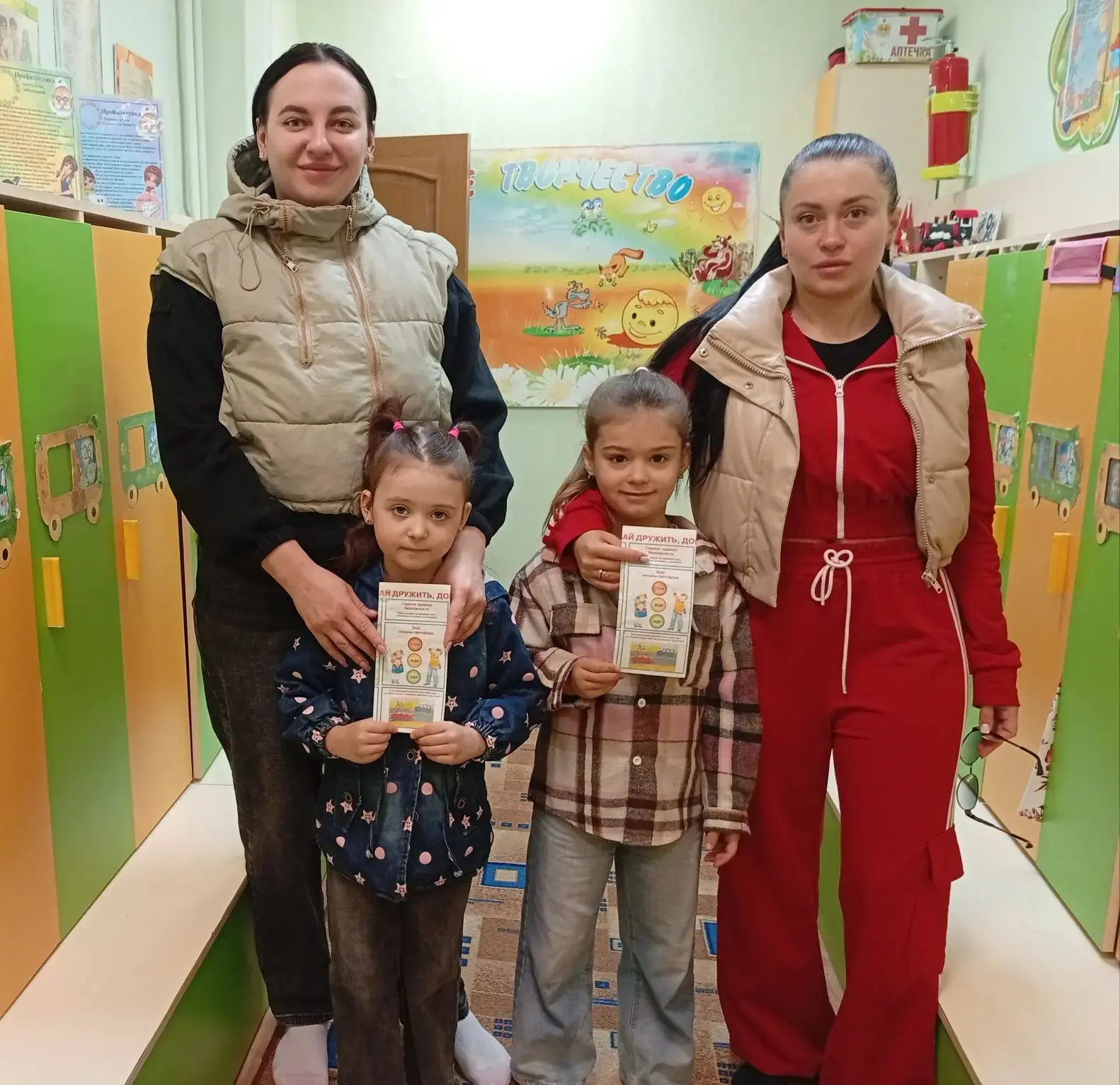 🌈🎉 В нашем детском саду прошло замечательное тематическое развлечение «В стране Светофории»! 🚦

С