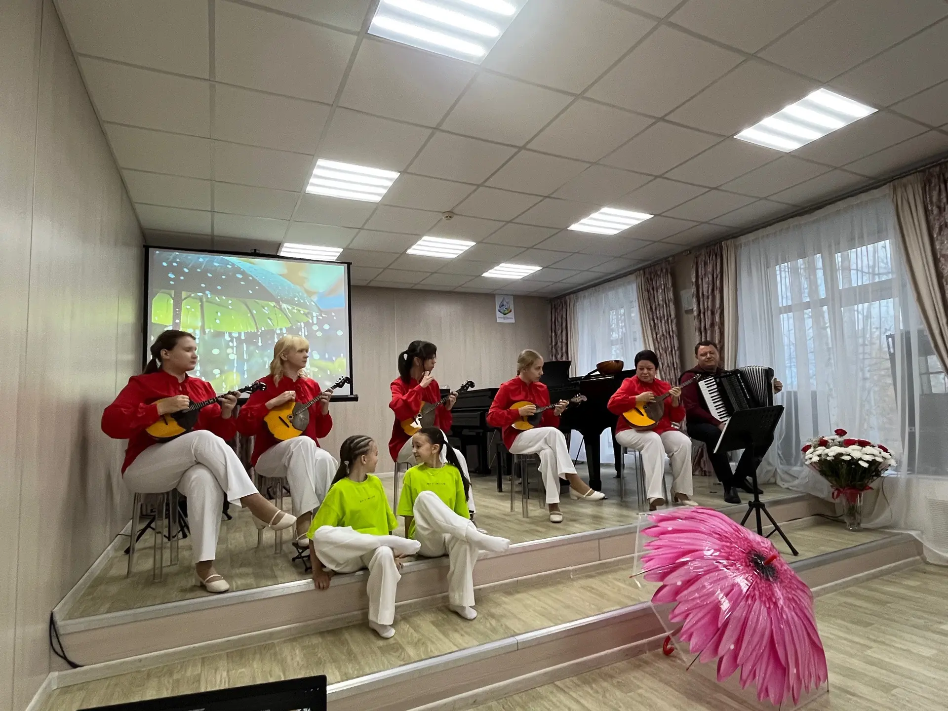 🎶«МЕЛОДИИ ТРЁХ СТРУН»