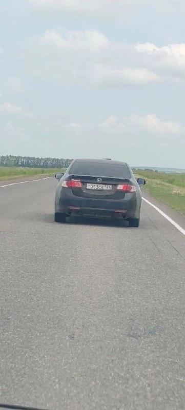 5 июля на трассе с Ужура в сторону Назарово вероятно пьяный водитель вилял по дороге. В...