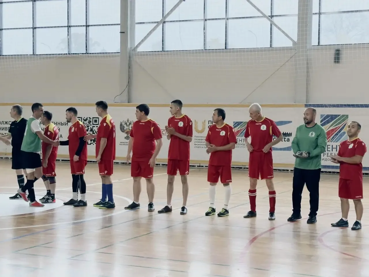 ⚽️ Команда Минэкологии сыграла в мини-футбол на Спартакиаде госслужащих!