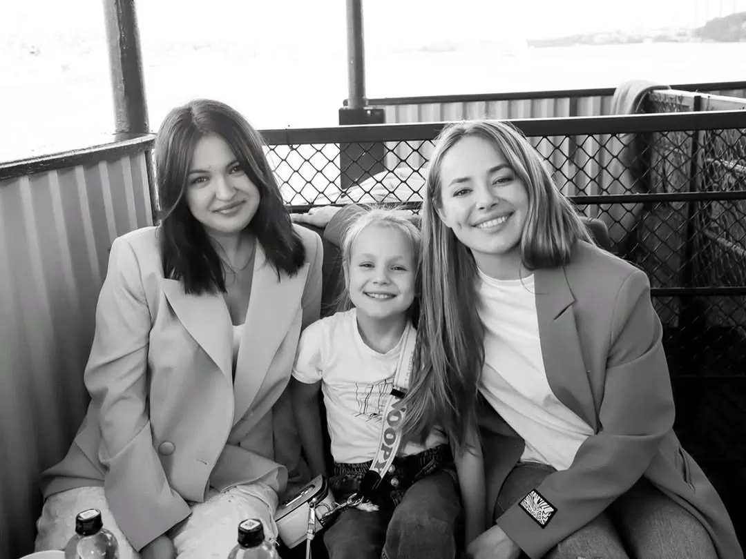 Ждала повод выложить это фото нас!