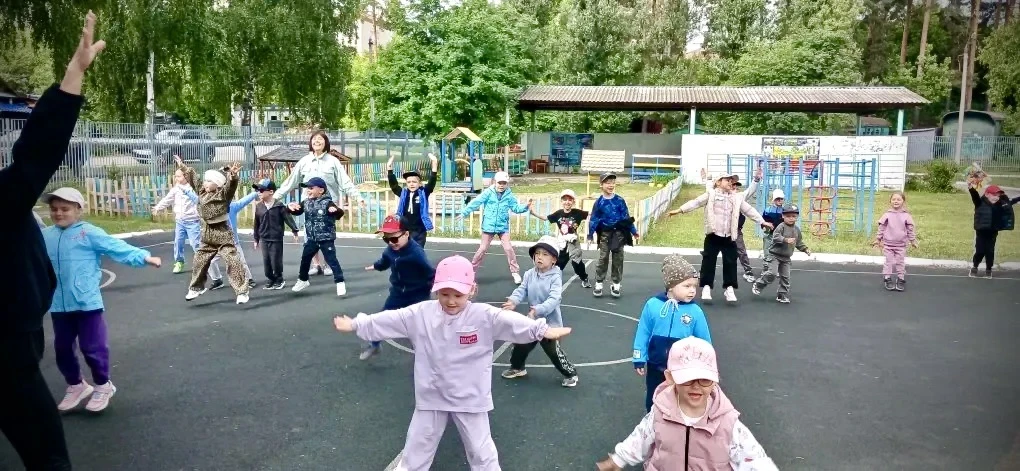 Уважаемые родители, бабушки и дедушки!