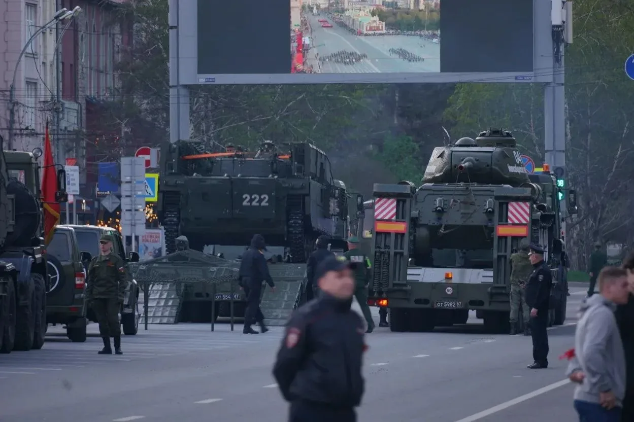 Схемы движения в центре Новосибирска изменят на время репетиции парада.  В связи с подг...