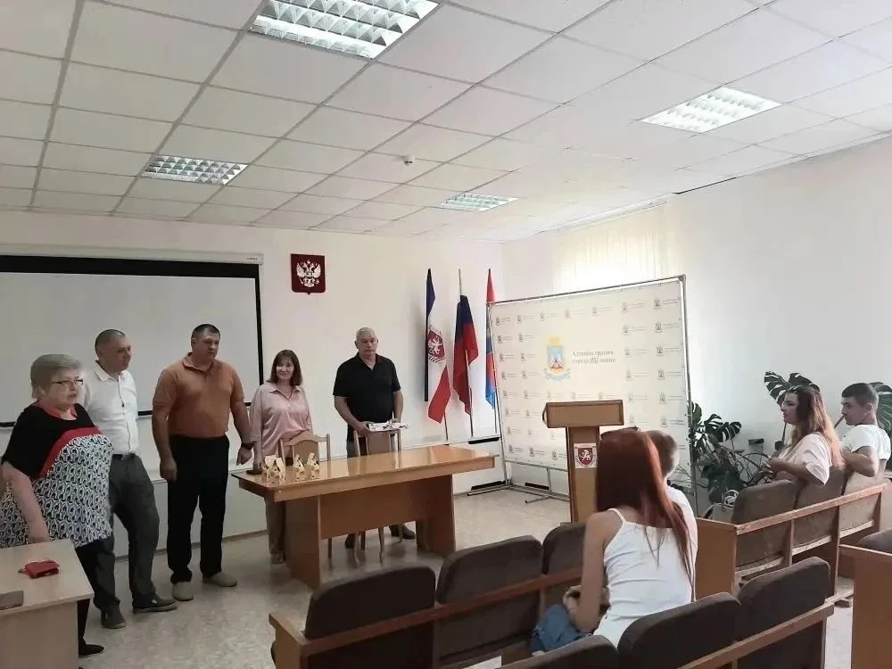 ✨ В преддверии Дня знаний руководство города при содействии депутата Государственного С...