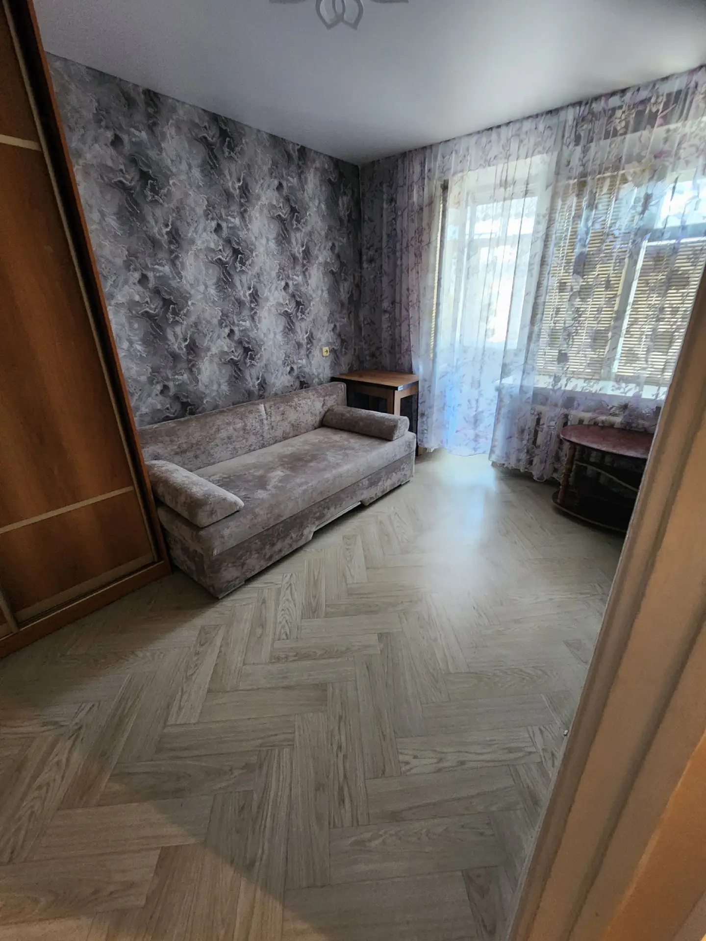 родается 1-комнатная квартира по ул.Железнодорожная 40, на 4 этаже, 21 м² дом кирпичный...