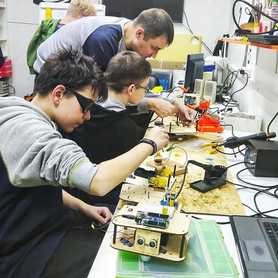 "СПОРТИВНАЯ РОБОТОТЕХНИКА"(13-15 лет). Расписание👇