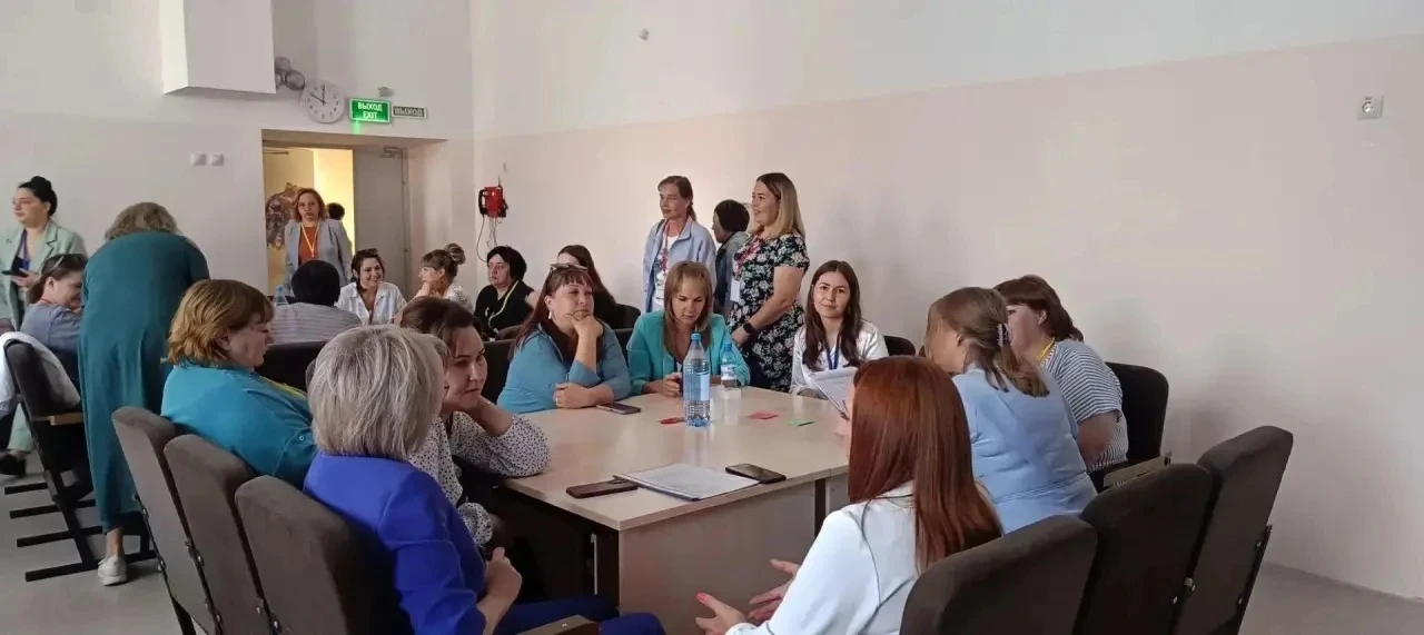 Как научить дружить и вести за собой: в округе представили лучшие профилактические практики

В Мокру