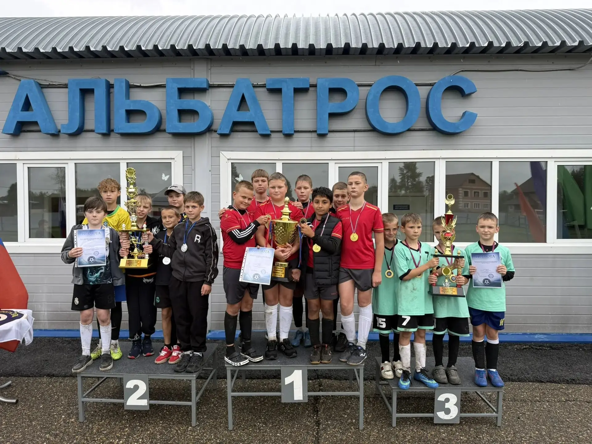 . На первенстве Кузбасса по микрофутзалу среди юношей 2014-2015 гг.р. наша команда заня...