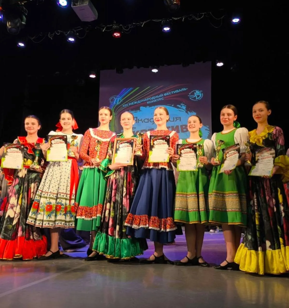 ✨️ПОЗДРАВЛЯЕМ хореографический ансамбль "Искорки" в ПОБЕДЕ в XIX Международном фестивал...