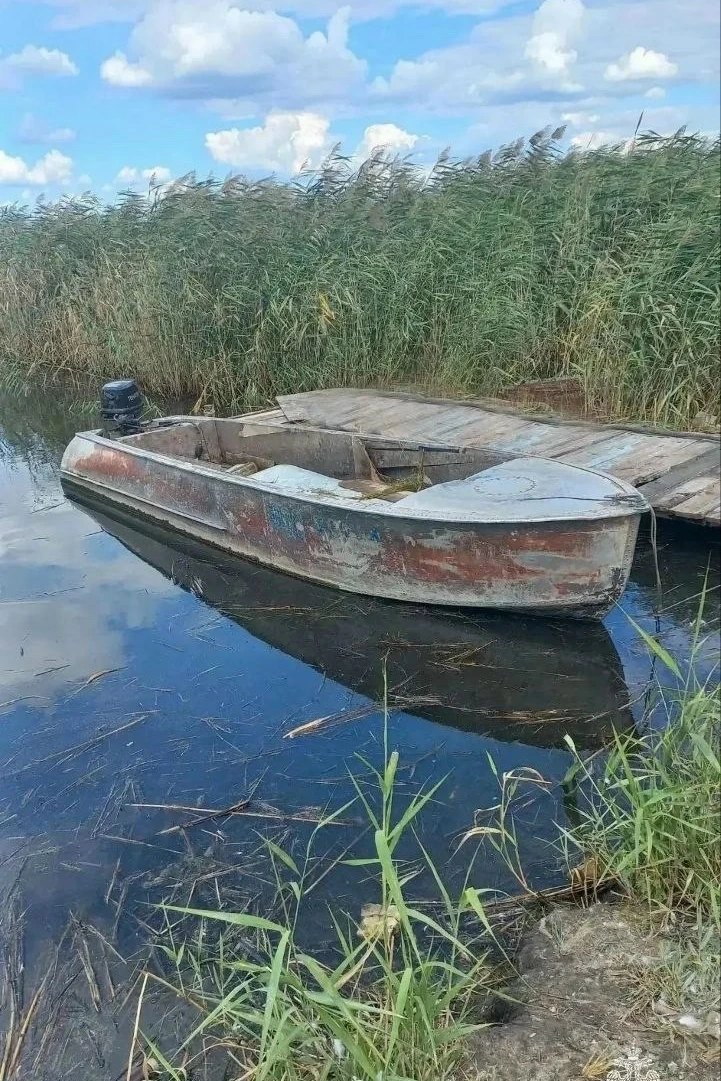 В Половинском округе на водоеме утонул мужчина

На озере Половинное на поверхности воды обнаружено  
