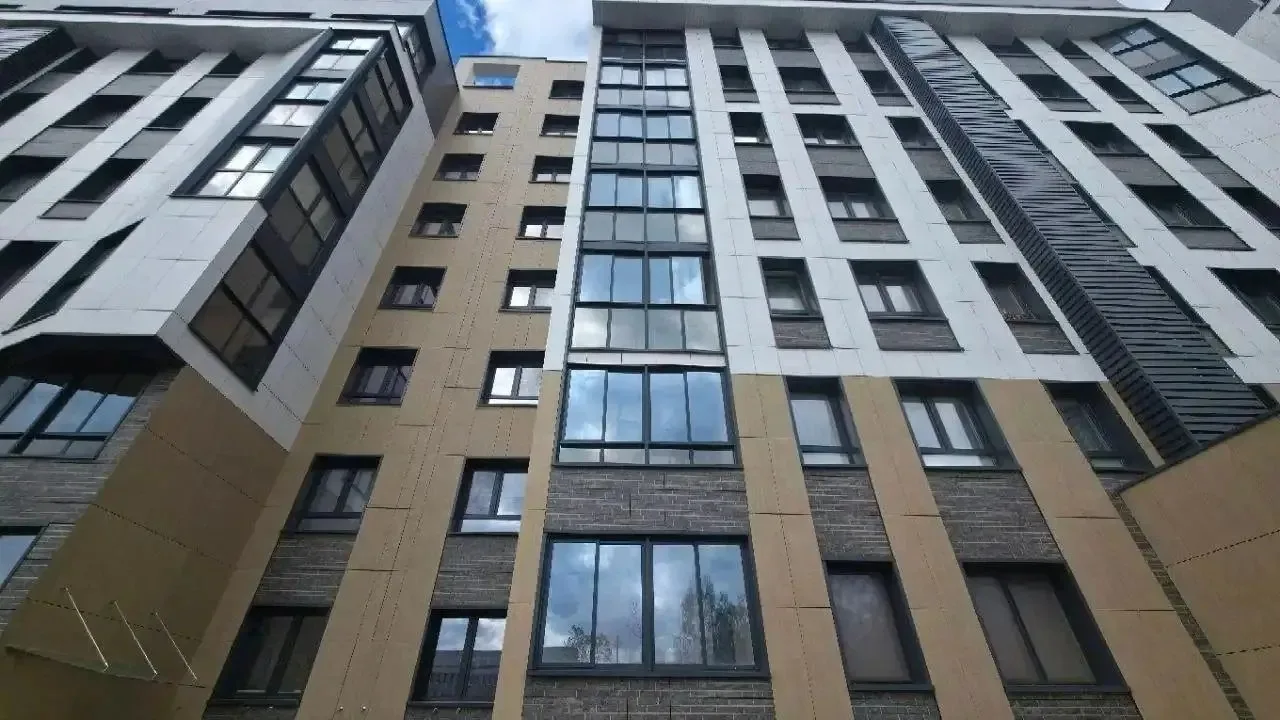 ❗ Тело убитой женщины обнаружено в Москве: расчлененные останки на балконе
