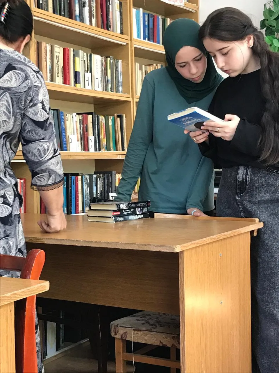 Специалист по работе с семьёй  Курмагомедова Н.С. организовала  для несовершеннолетних Центра увлека