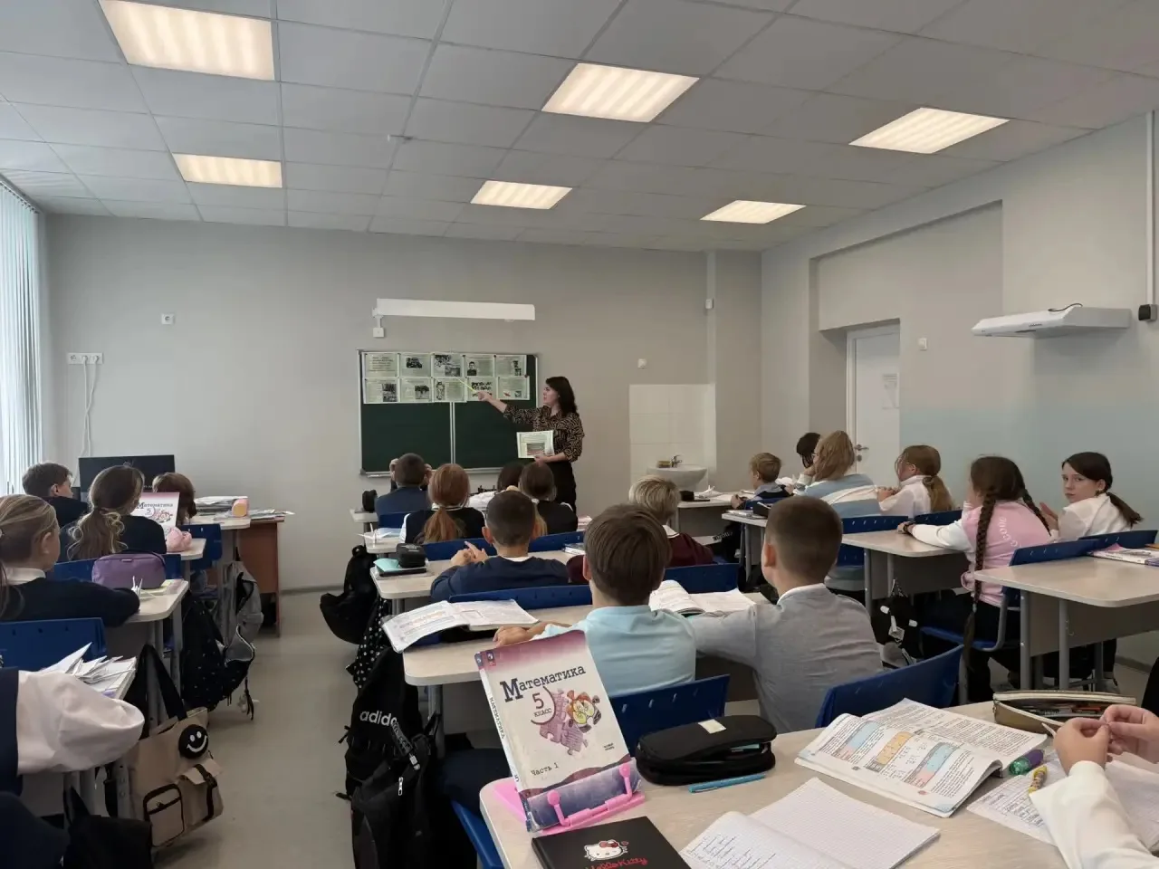🕊️ Сегодня, 3 сентября, мы чтим память героев и вспоминаем великую страницу нашей исто...