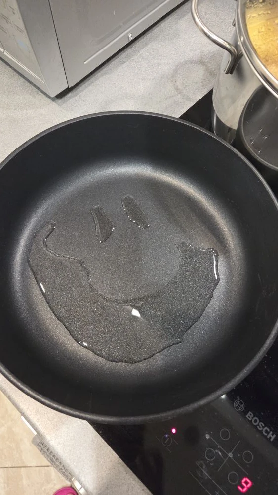 Когда даже масло на сковороде улыбается тебе с утра🤣