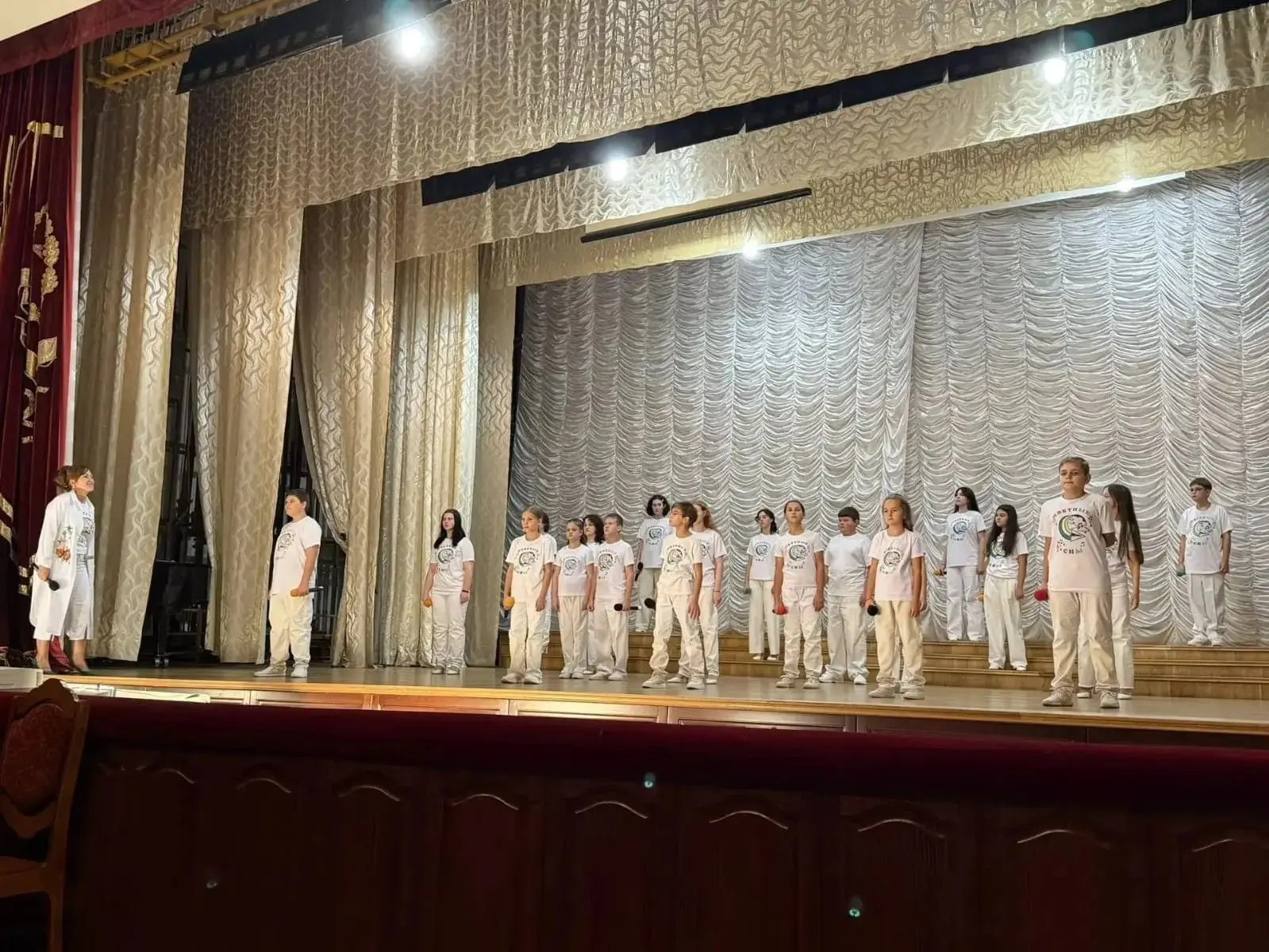 Народная вокальная студия «Цветные сны» Городского Дома Культуры Ессентуков выступила н...