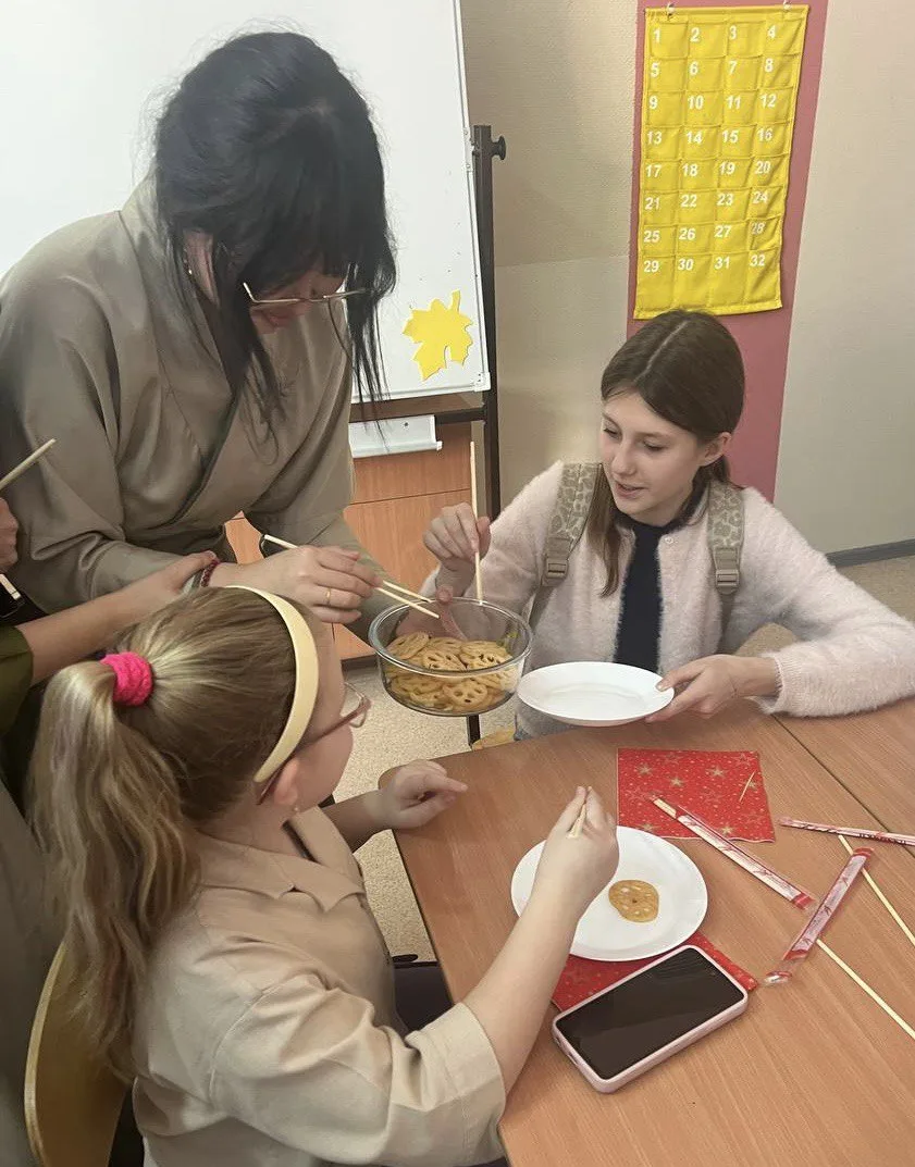 Китайский Новый год в «Перспективе»: урок вне учебника   Сегодня в класс 5.1 вновь пришли наши китай