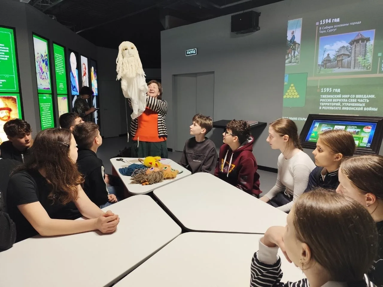 🇷🇺Погружение юных макеевчан в историю! 🚀  Экскурсия в Сердце Истории 🤩 продолжаются.  😇Что же впечат