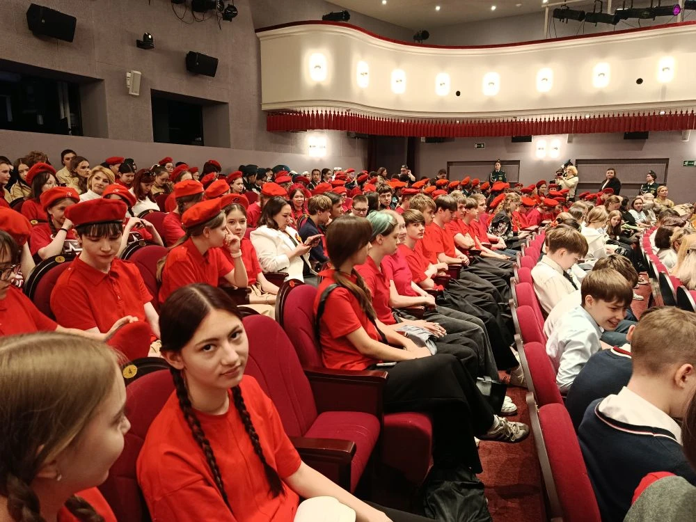 🇷🇺 ЮНАРМЕЙЦЫ ШКОЛЫ №129 — НА ТОРЖЕСТВЕННОМ МЕРОПРИЯТИИ В ЧЕСТЬ КУБКА БИКЕЕВА/ХАЙРОВА