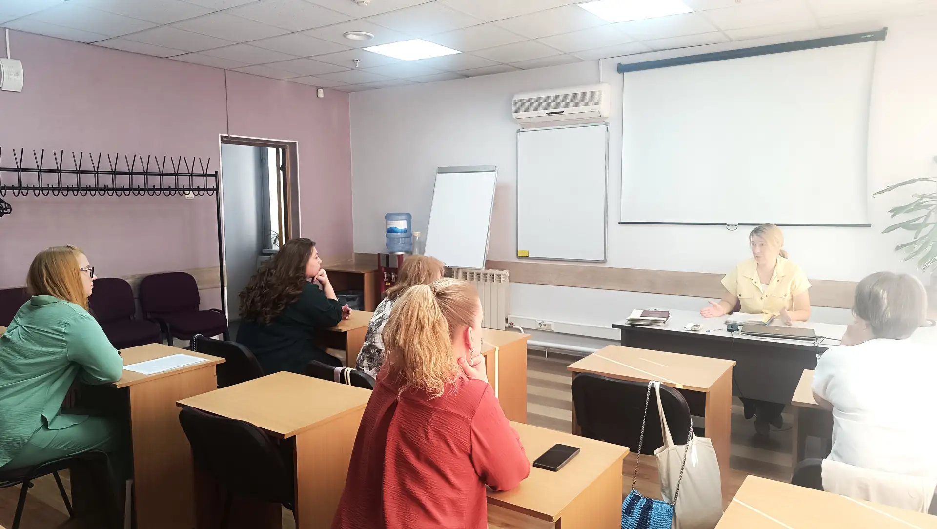 Поздравляем наших выпускников программы «Кадровое делопроизводство и управление персона...