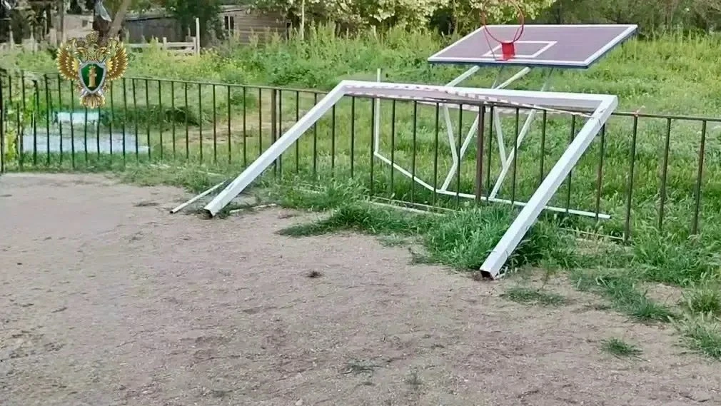 ⚖️ Суд на Ставрополье вынес приговор по делу о гибели 11-летнего ребенка на детской площадке

В Буде