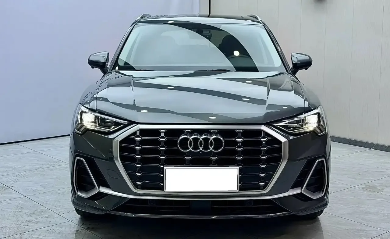 Audi Q3 35 TFSI S-line