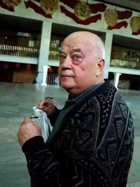 «Уважаемый Иосиф Виссарионович, примите меня, пожалуйста, в актёры! Я работаю на заводе...